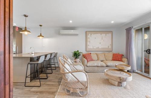 Buff Point Apartment | Lake Vista 2 0 By Coast Hosting