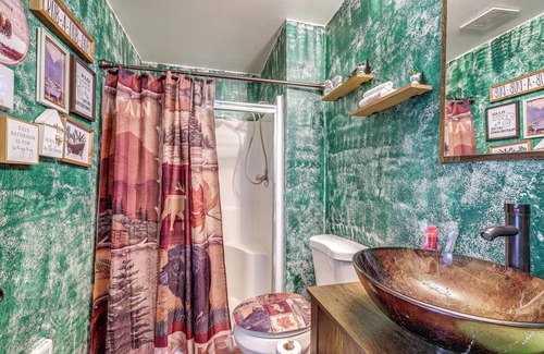 West Hills House | Lake William Symington Getaway w/Hot Tub & Dock!