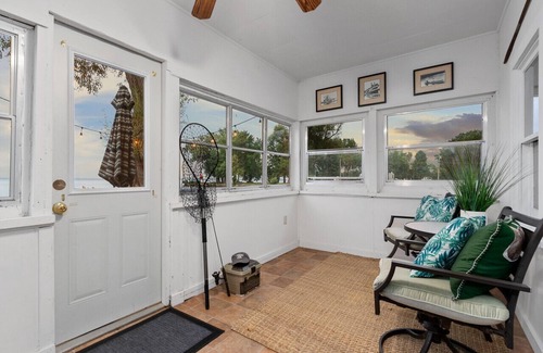 Black Wolf Cabin | Lake Winnebago Kalbus Cottage
