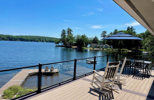 Moultonborough House | Lake Winnipesaukee Waterfront Beach & Dock