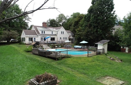 Laconia House | Lake Winnipesaukee House w/ Pool, Fast Wi-Fi, Laundry, Stocked Kitchen and TV!