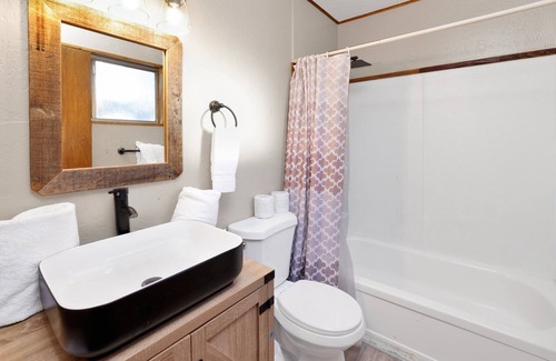 Big Bear Lake Hotel | Lakefront #110