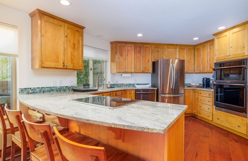 Sudden Valley House | Lakefront 5 bedroom & 3.5 bathroom House with Water Toys, Patio & Fire Pit