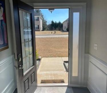 Conyers House | Lakefront 5BR New Home Relaxing and Peaceful