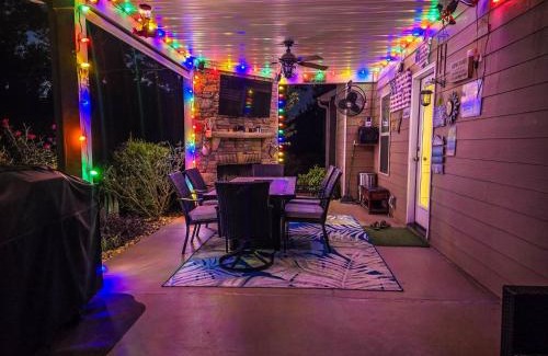 Upatoi House | Lakefront 6BR house with Pool, Game Room & Private Pier