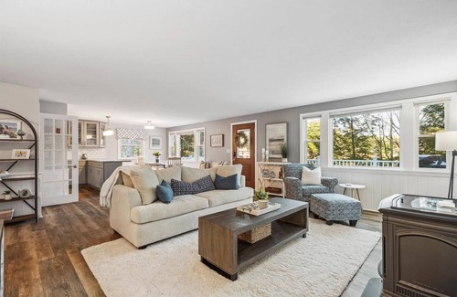 Belmont House | Lakefront Bliss, Private Dock & Cozy Year-Round Retreat!