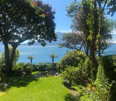 Santa Cruz La Laguna House | Lakefront bungalow - Relaxation Plus