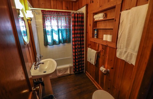Presque Isle Cottage | Lakefront Cabin #1 The Sunfish in Presque Isle