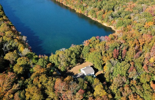 Green Creek Cabin | LAKEFRONT CABIN! JERSEY CAPE at StBabs Grande Retreat