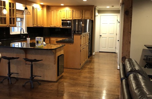 Roxboro House | Lakefront Cabin on Hyco Lake