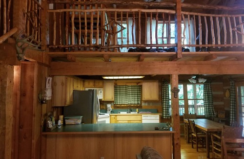 Eddyville House | Lakefront Cabin on Lake Barkley in Kentucky