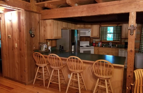 Eddyville House | Lakefront Cabin on Lake Barkley in Kentucky
