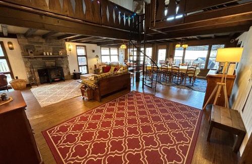 Pocono Lake House | Lakefront Cabin Pvt Beach and Dock - Sunset Marina