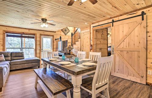 Trenton House | Lakefront Cabin with Deck, Fire Pit in Trenton!