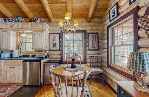 Greenville Cabin | Lakefront cabin with woodstove, beautiful mountain views & private swimming dock