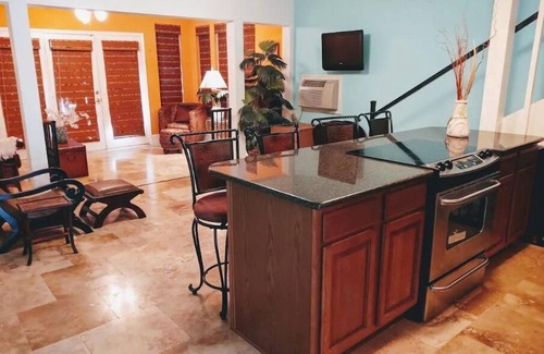 Royal Condo | Lakefront Casita