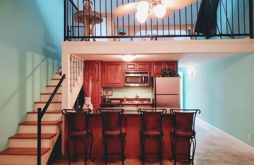 Royal Condo | Lakefront Casita