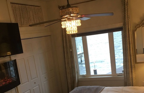 Fair Haven House | Lakefront chalet with beautiful views on Fairhaven Bay
