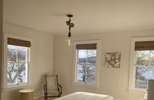 Copake Lake House | Lakefront Compound Retreat