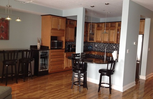 Geneva-on-the-Lake Condo | LAKEFRONT CONDO #309 2BR/2BA-private balcony, private beach and wine tours!