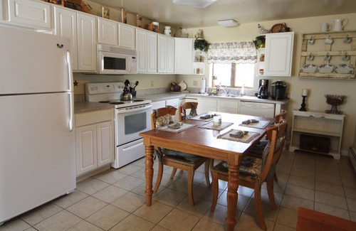 Winnisquam Condo | Lakefront Condo, steps to Lake Winnisquam