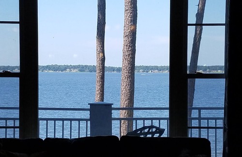 Summerton Condo | Lakefront Condo w/Boat Slip at North Shore. 3BR/3BA -- Fishing, Golfing, Boating