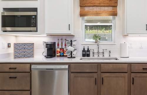 Piney House | Lakefront Condo with Pool, Fire Pit, and Boat Slip