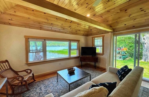 Hope Cottage | Lakefront Cottage at Salisbury Camp