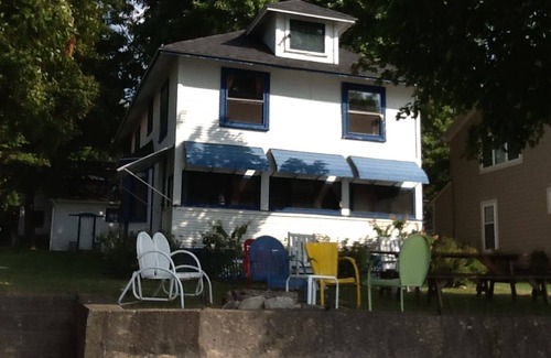 Canandaigua Cottage | Lakefront Cottage close to CMAC