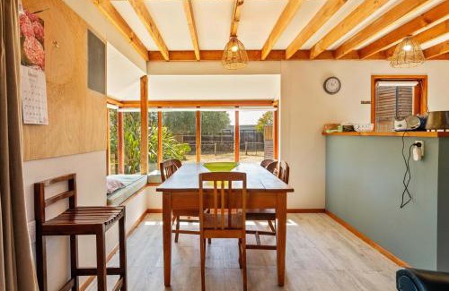 Waitetoko House | Lakefront Cottage - Lake Taupo Holiday Home