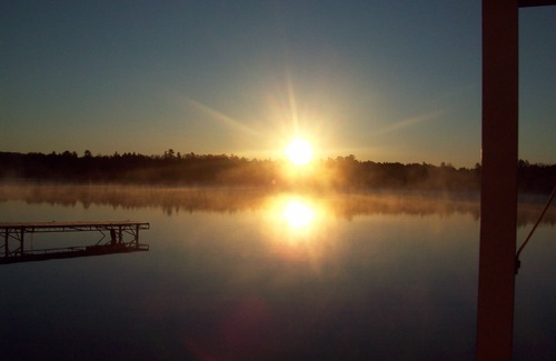 Franklin Cottage | Lakefront Cottage on the beach-George's Pond