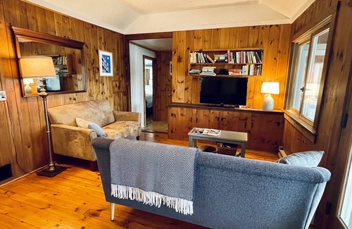 Bremen Cottage | Lakefront Cottage: Relax, Kayak and Swim