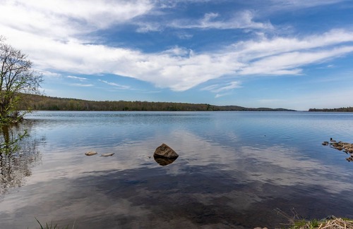 Hastings Cottage | Lakefront Cottage-Rice Lake