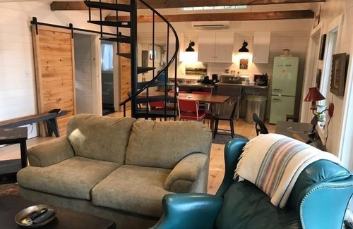Lincolnville Cabin | Lakefront Cottage | Panoramic Nature & Water Views
