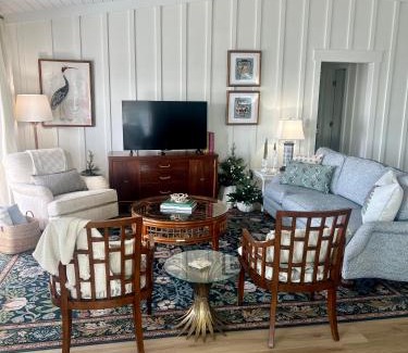 Mount Dora House | Lakefront Duplex With Pontoon Boat Downtown