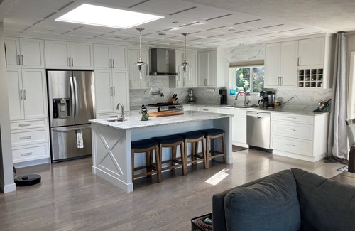 Shawnigan Lake House | Lakefront Family Retreat on Shawnigan Lake