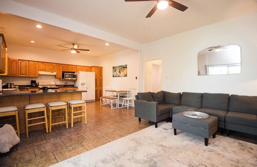 Oconee County Apartment | Lakefront Garden Level Oasis with Large Dock, Pet-Friendly!