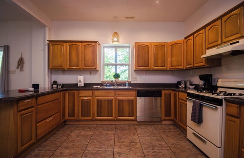 Oconee County Apartment | Lakefront Garden Level Oasis with Large Dock, Pet-Friendly!