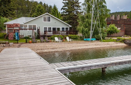 Somers House | Lakefront Gem! Dock, Beach, Paddle Boards, Firepit, Comfort on the water