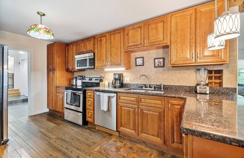 Town of Varick House | Lakefront Getaway: Pet-Friendly | Dock |Beach |Fire Pit!