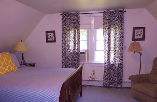 Ashville Cottage | Lakefront home close to Chautauqua Institution