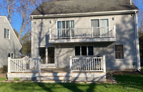 Moultonborough House | Lakefront Home for Rent