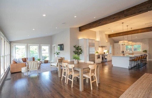 Gallatin House | Lakefront Home! Game Tables and Boat Dock