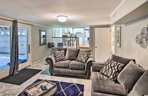 Green Hill House | Lakefront Home in Quiet Cove w/Patio & Kayaks!