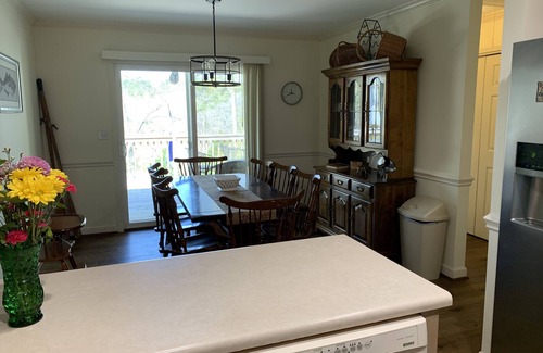 Anderson House | Lakefront home on Lake Hartwell. Covered boat slip, swim deck. Kayaks to use.