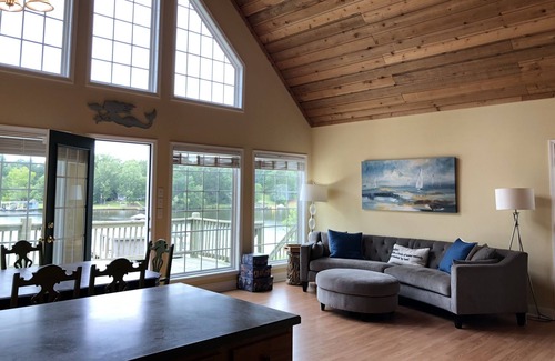 Eatonton House | Lakefront Home w/ Sunset Views, 2 Living Areas, Private Dock & Yard