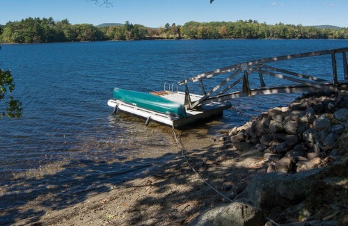 Camden Cottage | Lakefront home with dock, lake-view porch & fireplace - close to downtown Camden