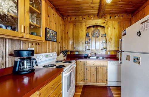 Lakeside Cabin | Lakefront home with amazing mountain views, wraparound deck, fireplace, & grill