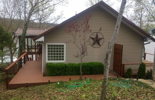 Edwards House | Lakefront Home with Breathtaking Panoramic Views