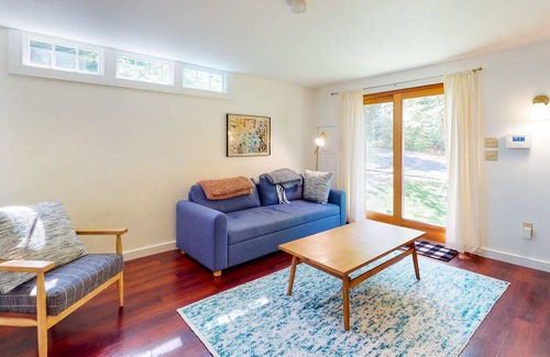 Searsmont Cottage | Lakefront home with private dock - lake views & full kitchen - dog-friendly